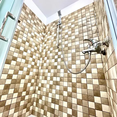 Harbour Seaside Escape Hotel *