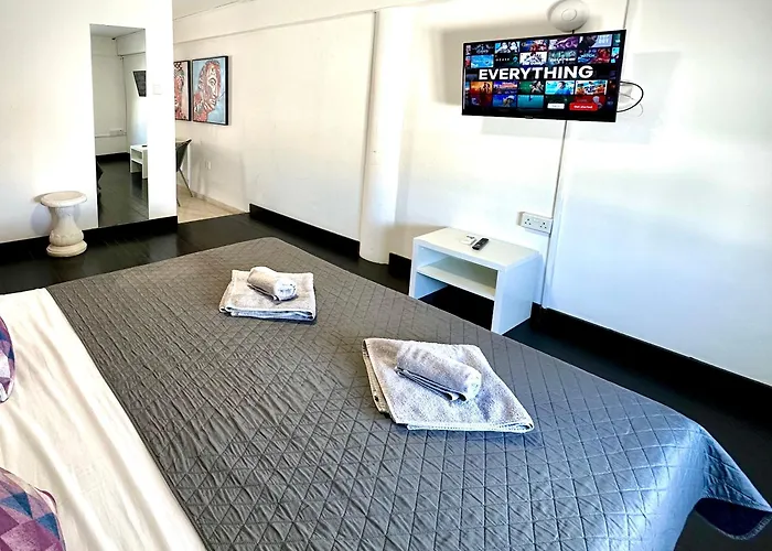 Harbour Seaside Escape * アヤナパ